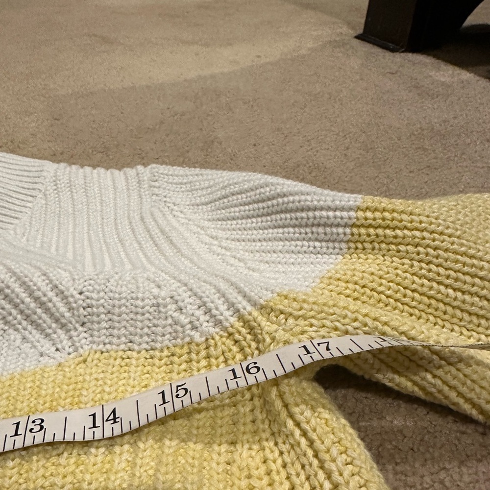 Gap white, yellow and orange color block sweater in good condition! - Picture 5 of 8